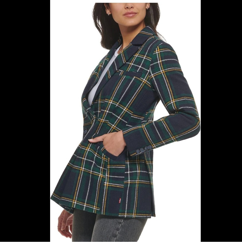 NWT Levi’s Wool Blend Plaid Women's Jacket, M size.